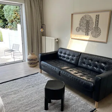 Unique Luxury With Cosy Garden! Lägenhet Gent