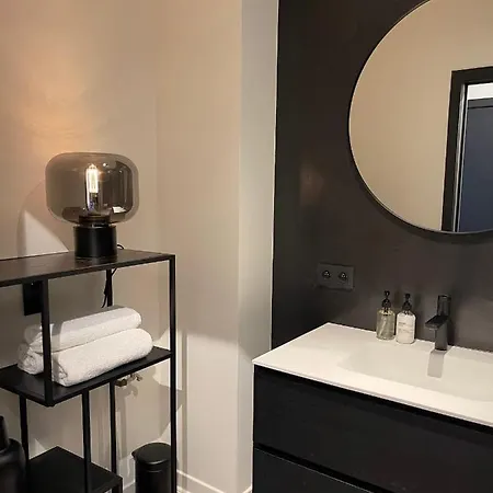Appartement Unique Luxury With Cosy Garden! *
