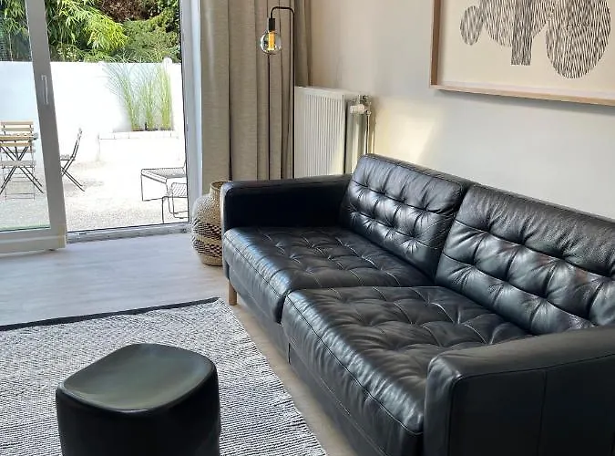 Apartamento Unique Luxury With Cosy Garden!