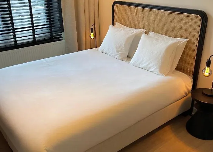 Apartamento Unique Luxury With Cosy Garden! Gante