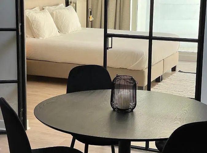 דירה Unique Luxury With Cosy Garden! גנט