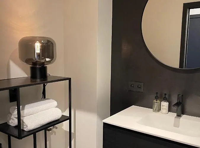 Apartamento Unique Luxury With Cosy Garden! *