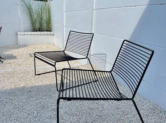 Unique Luxury With Cosy Garden! דירה